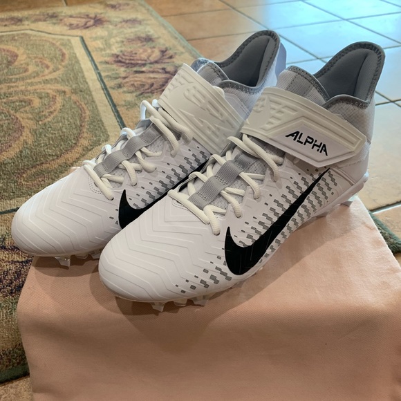 Nike Men\'s Alpha Menace Pro 2 Football main image 4